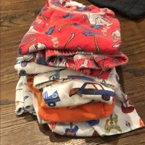 3 pairs Boys long & short pjs 3t 🦖 🎸 🐕 🛹